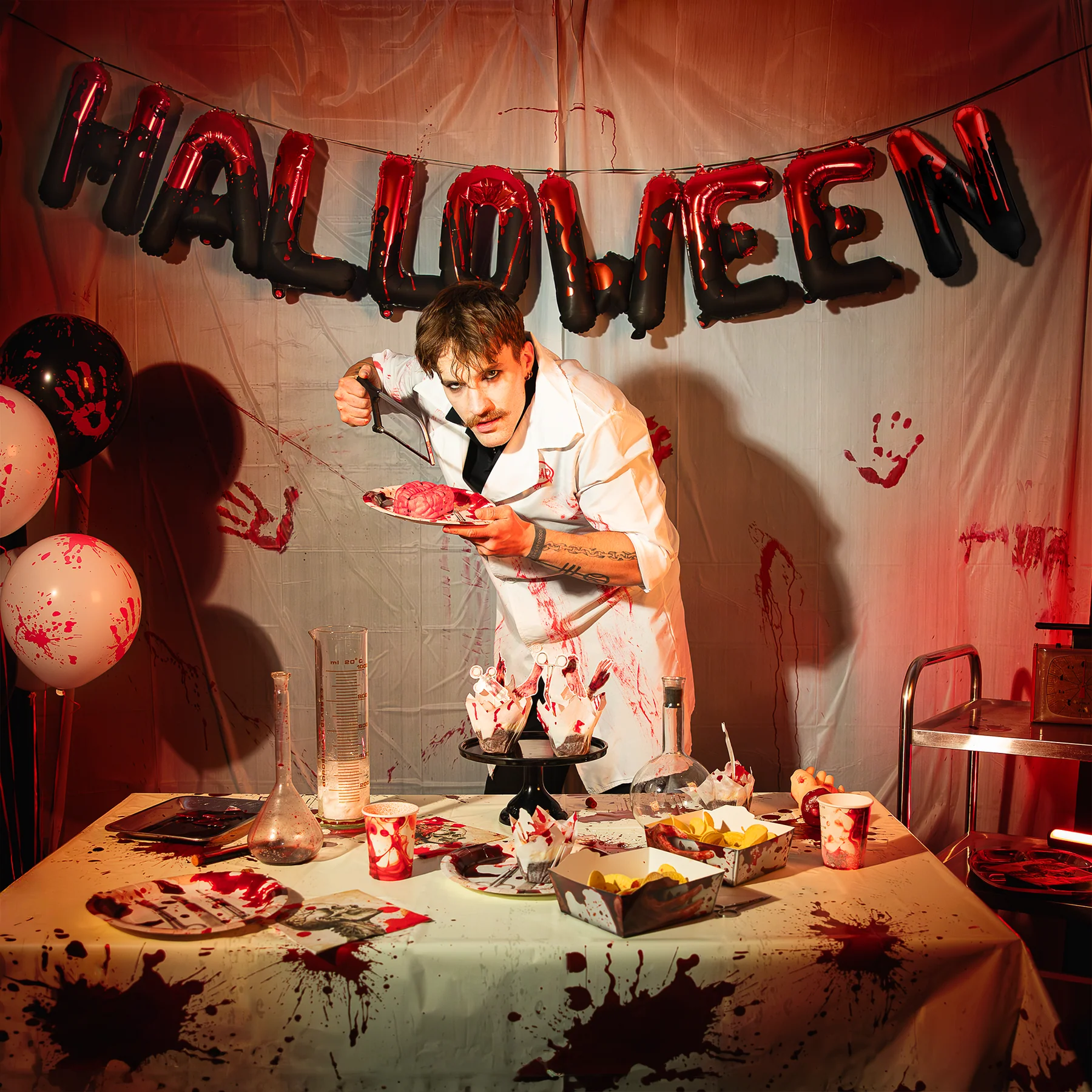 Balony-foliowe-napis-Halloween-Bloody-170915_K0