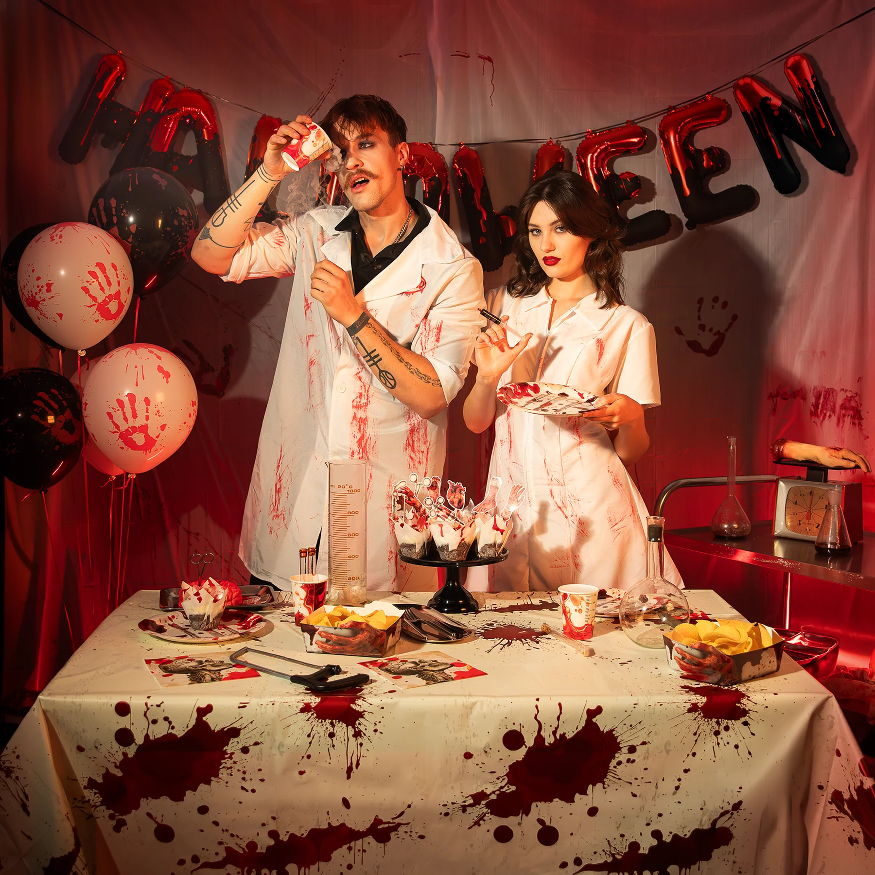 Obrus-Halloween-Bloody-137x183cm-170908_K03