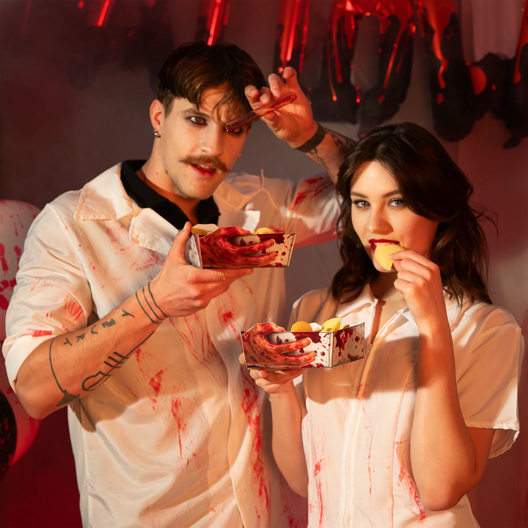 Pudelko-na-chipsy-Halloween-Bloody-16x14x7cm-3szt.-170885_K02